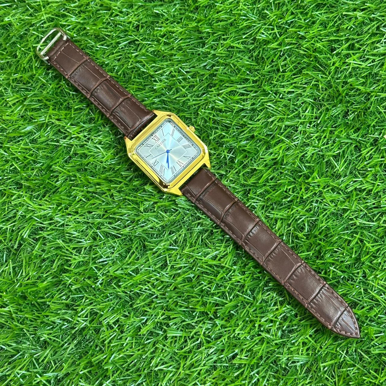 Aero Classic Gold– Leather Strap Men's Watch